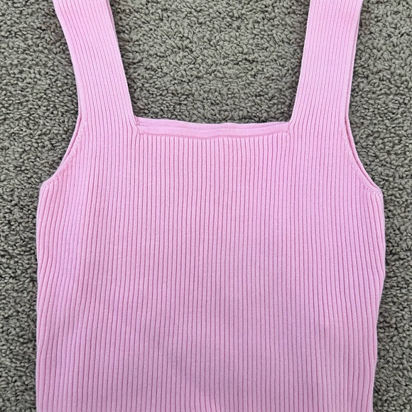Pink Ribbed Women's Top - Picture 2 of 2
